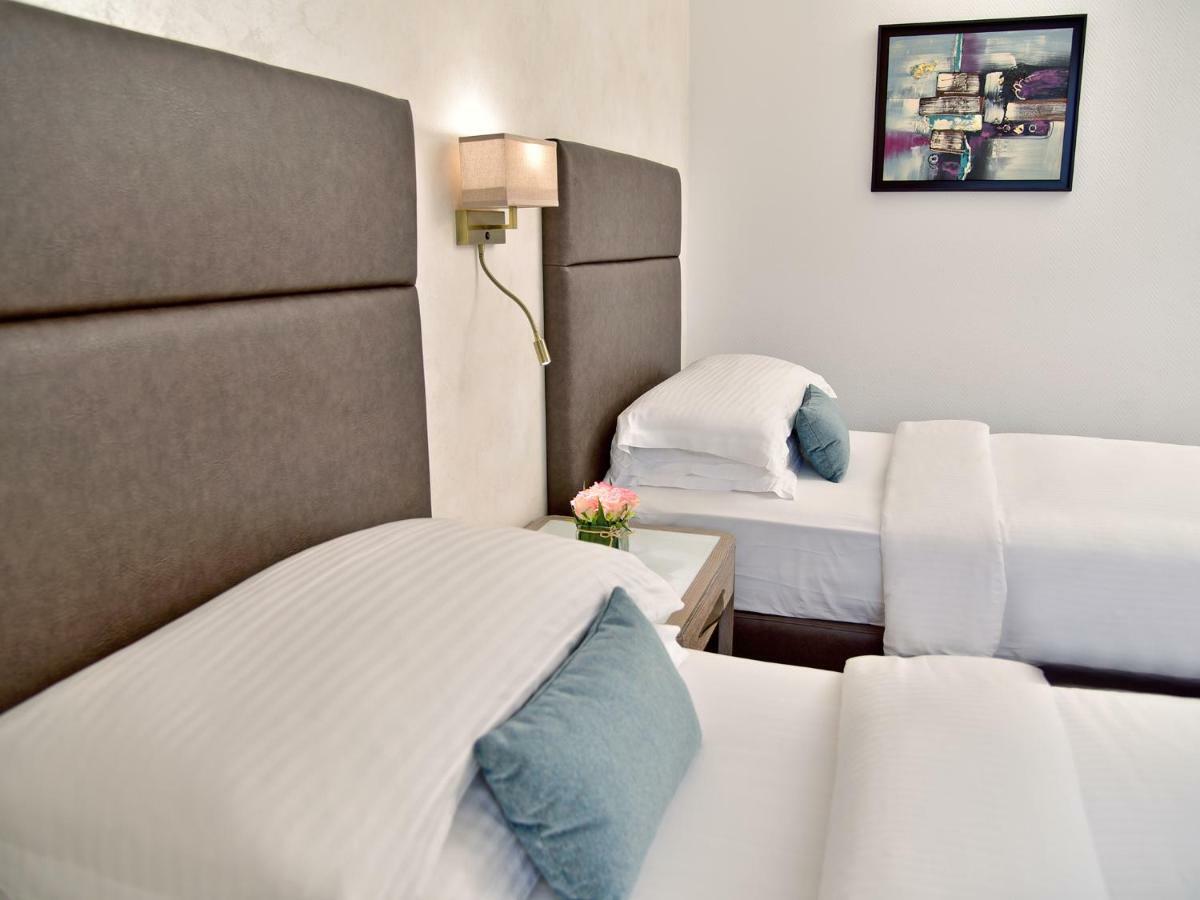 เกฟฟิเนอร์ โรตาน่า Hotel เบรุต ภายนอก รูปภาพ Deluxe Room